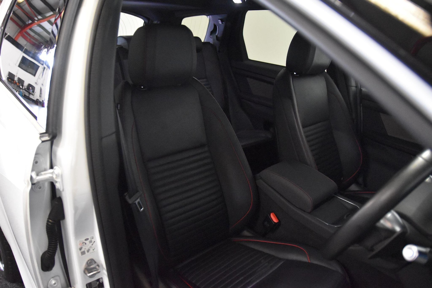 Used Land Rover Discovery Sport 2019 for sale - 77969615: Photo 9