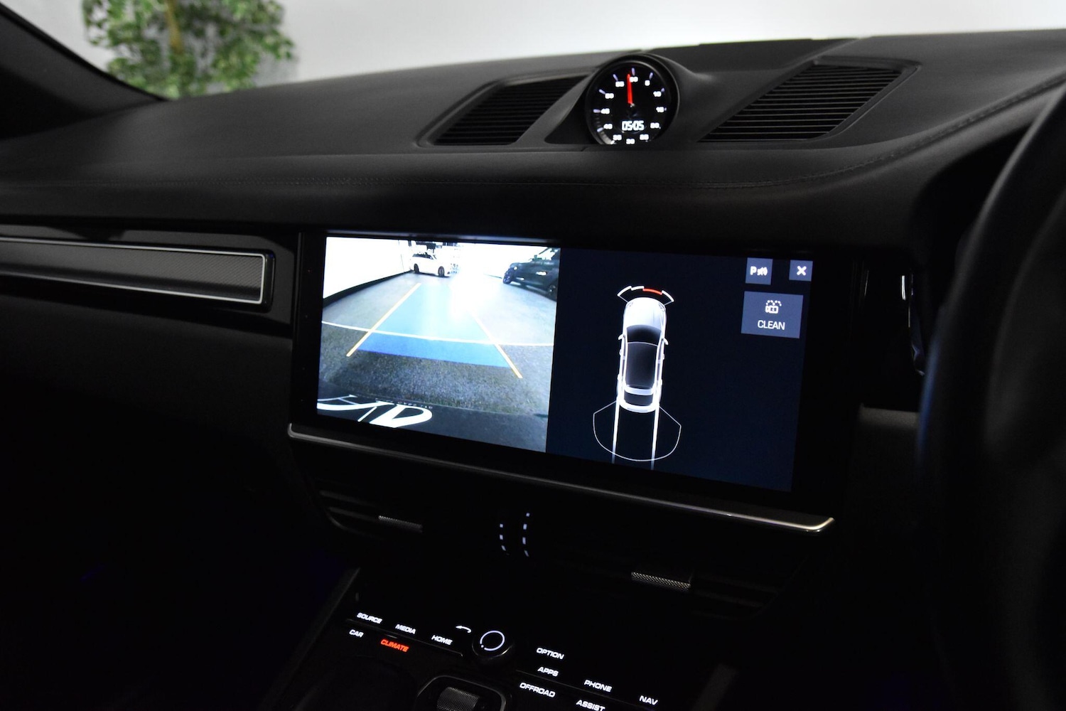 Used Porsche Cayenne 2019 for sale - 75719706: Photo 25