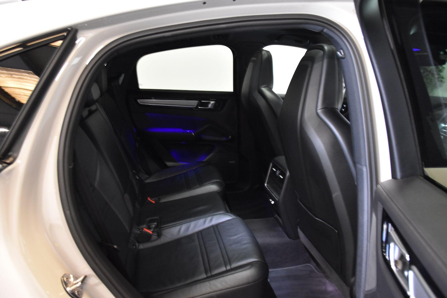 Used Porsche Cayenne 2019 for sale - 75719706: Photo 28