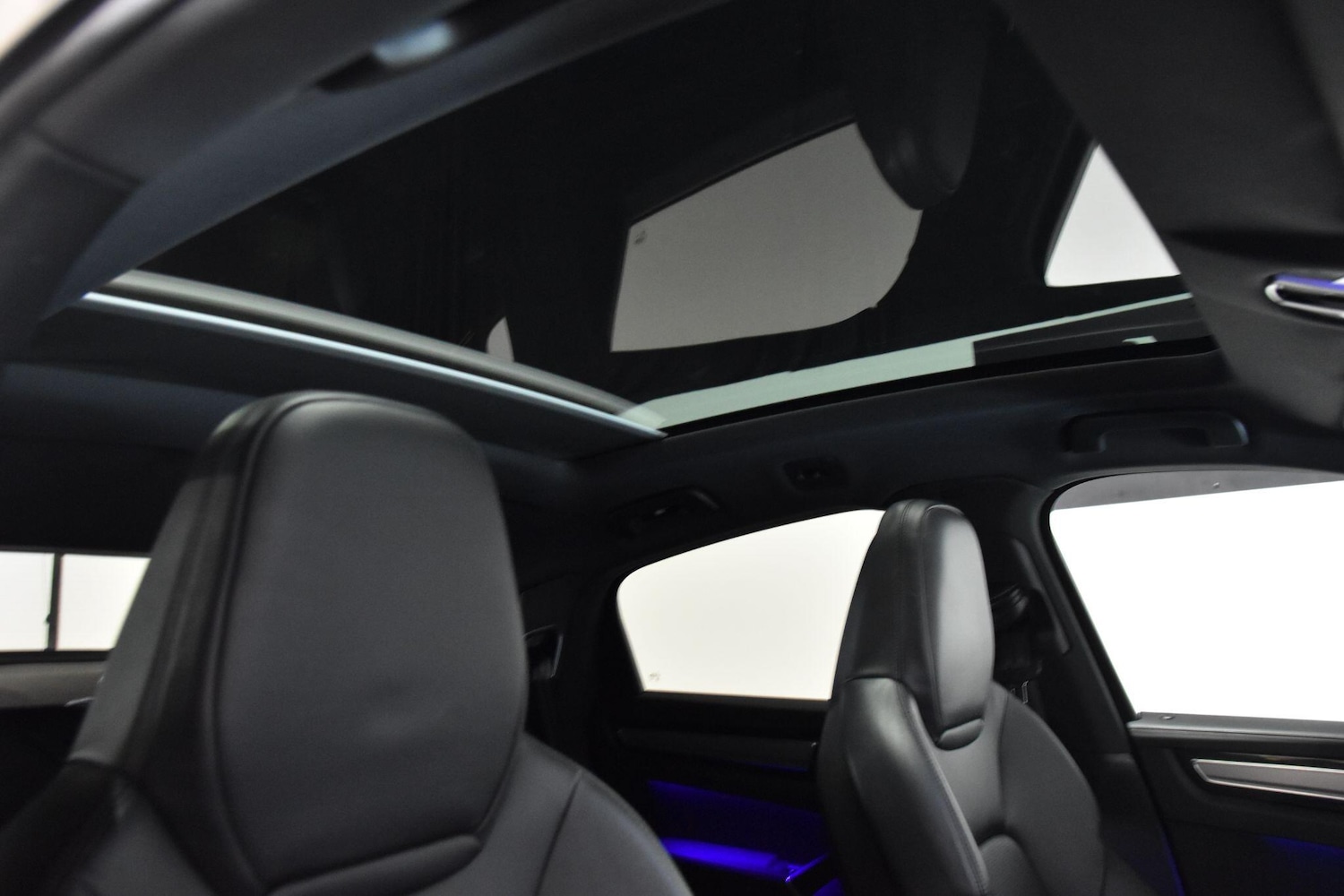 Used Porsche Cayenne 2019 for sale - 75719706: Photo 9