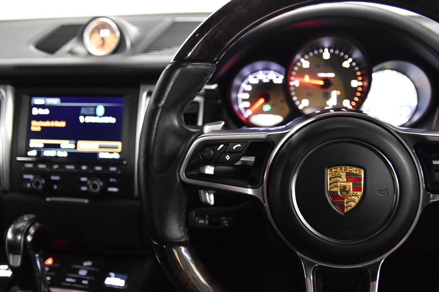 Used Porsche Macan 2015 for sale - 78100157: Photo 11
