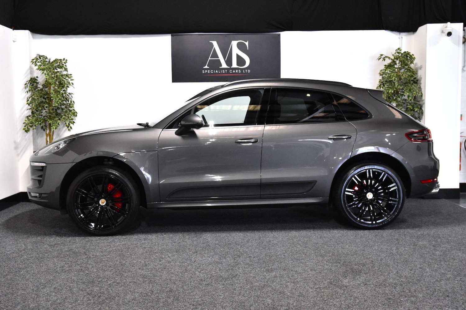 Used Porsche Macan 2015 for sale - 78100157: Photo 2