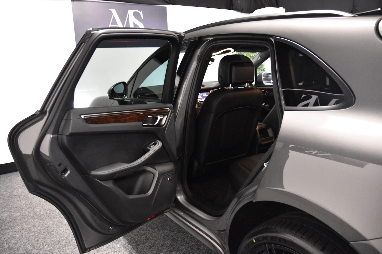 Used Porsche Macan 2015 for sale - 78100157: Photo 25