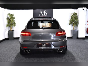 Used Porsche Macan 2015 for sale - 78100157: Photo