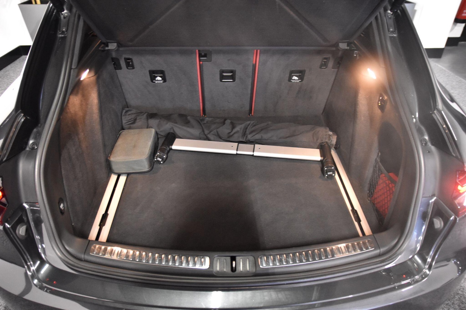 Used Porsche Macan 2018 for sale - 76899555: Photo 34