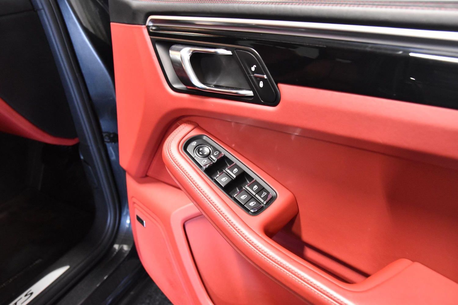 Used Porsche Macan 2018 for sale - 76899555: Photo 7