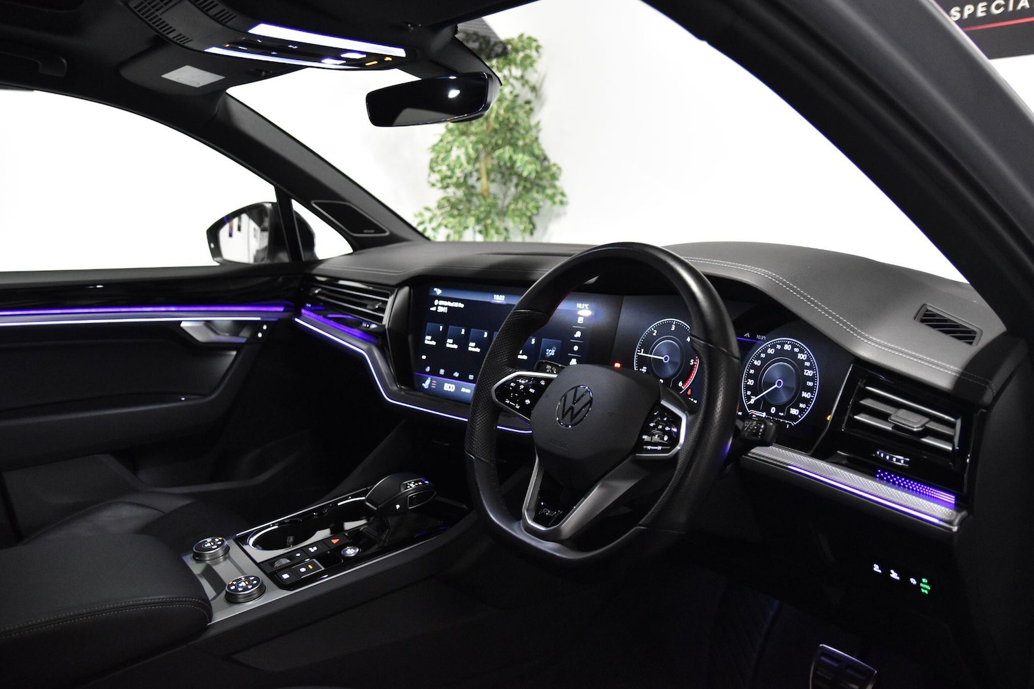 Used Volkswagen Touareg for sale - 77290423: Photo 10