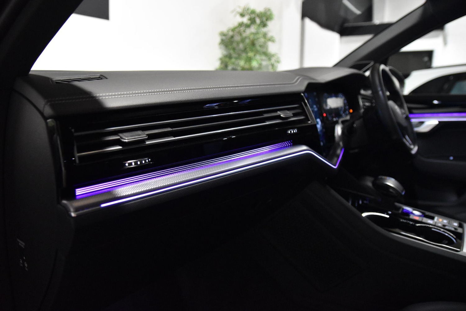 Used Volkswagen Touareg for sale - 77290423: Photo 34