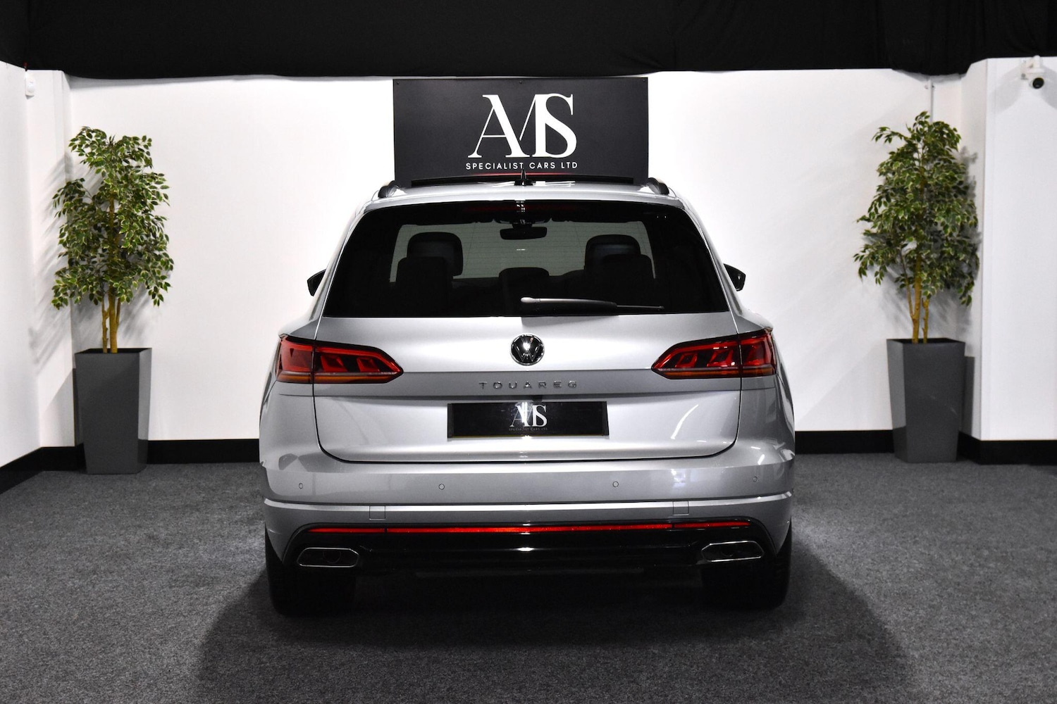 Used Volkswagen Touareg for sale - 77290423: Photo 4