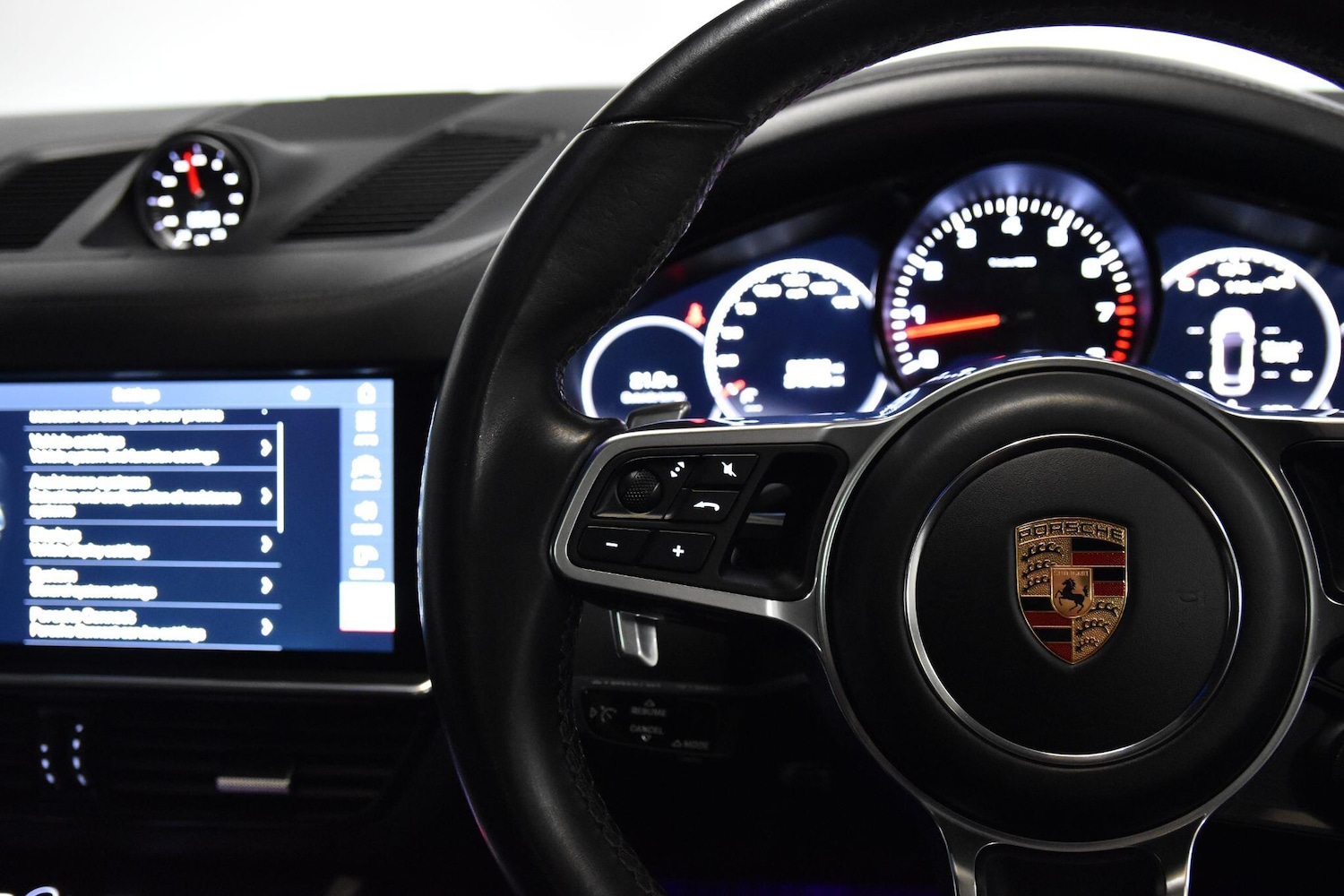 Used Porsche Cayenne 2019 for sale - 77410935: Photo 12