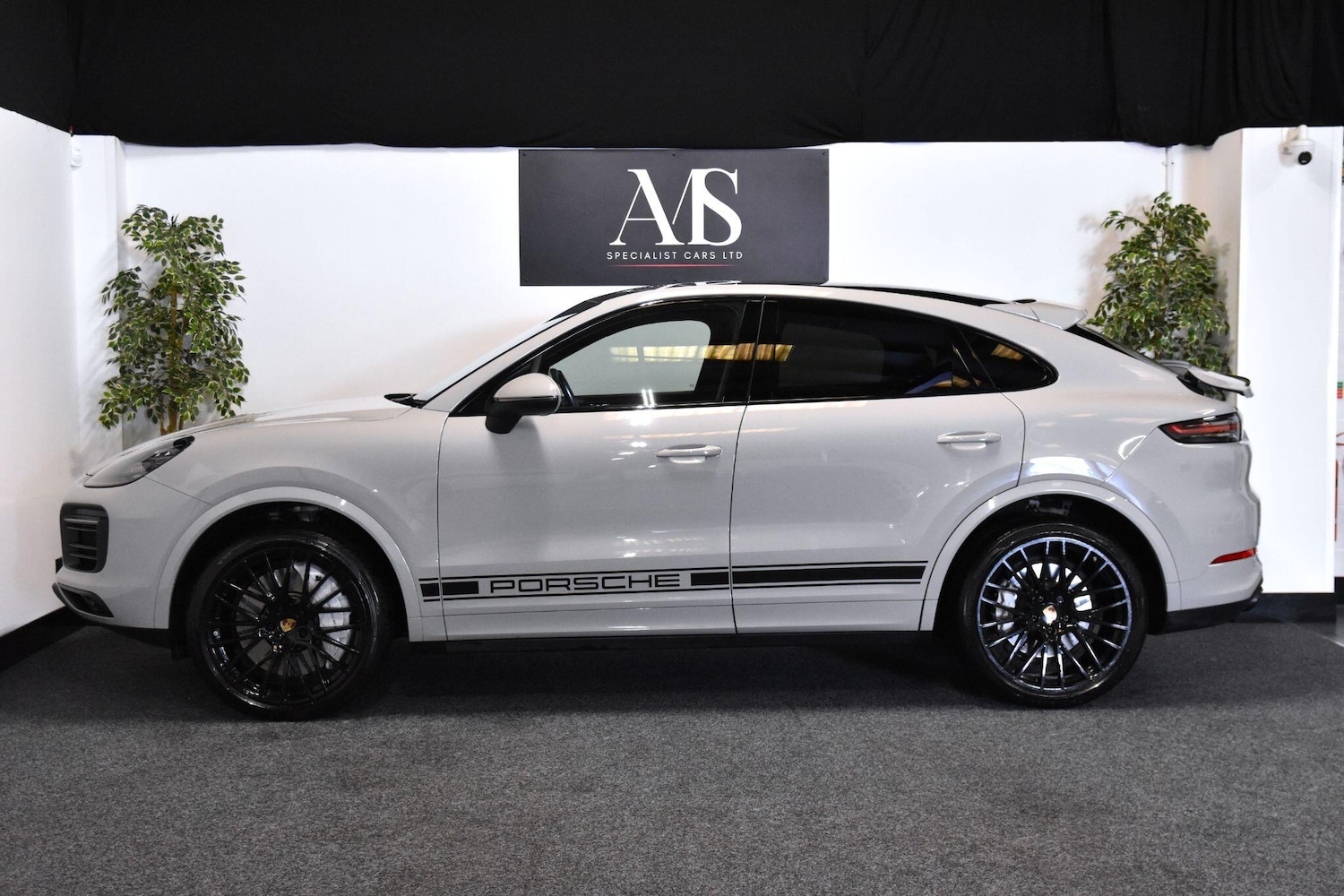 Used Porsche Cayenne 2019 for sale - 77410935: Photo 2