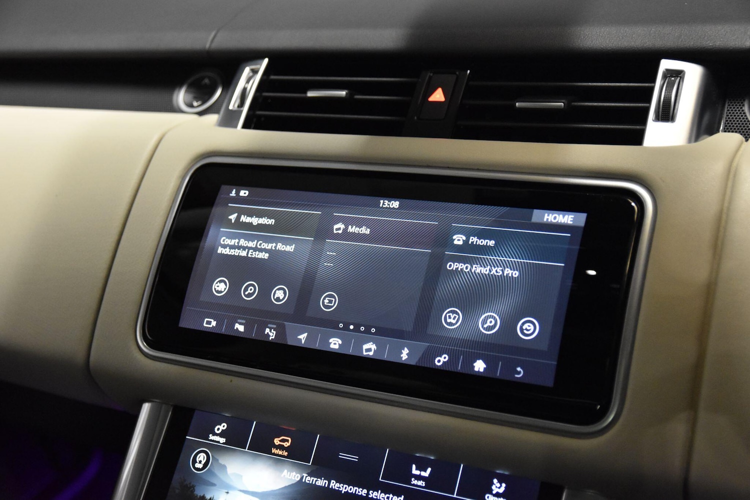 Used Land Rover Range Rover Sport 2018 for sale - 76742861: Photo 16