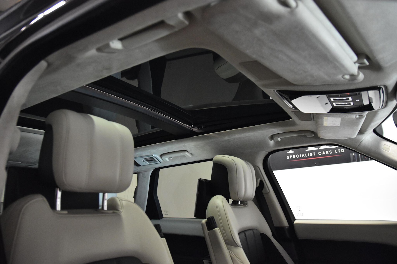 Used Land Rover Range Rover Sport 2018 for sale - 76742861: Photo 8