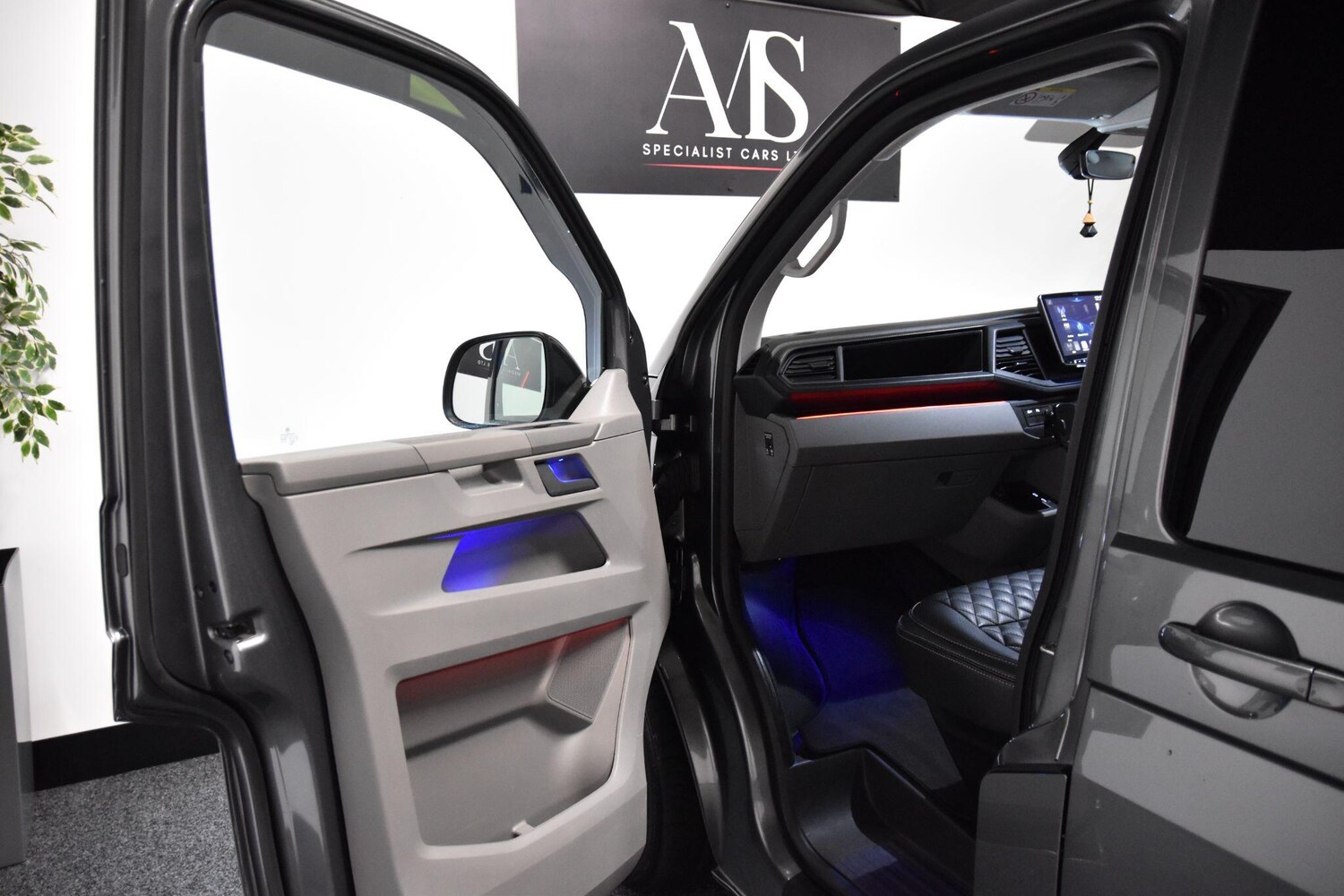 Used Volkswagen Transporter 2021 for sale - 76283173: Photo 24