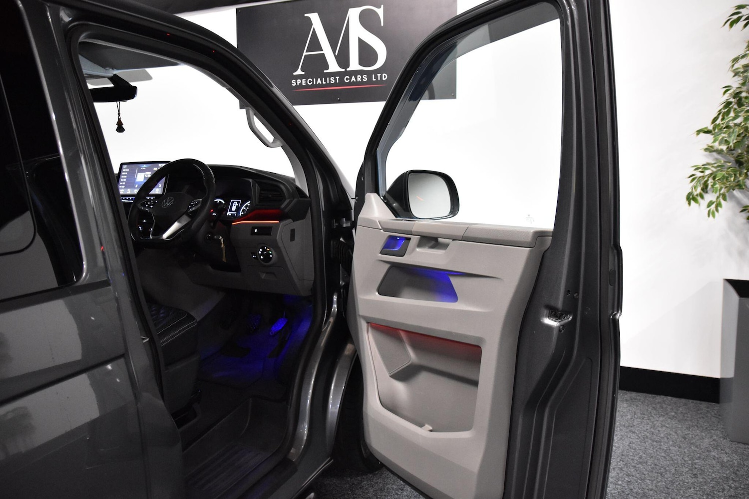 Used Volkswagen Transporter 2021 for sale - 76283173: Photo 6