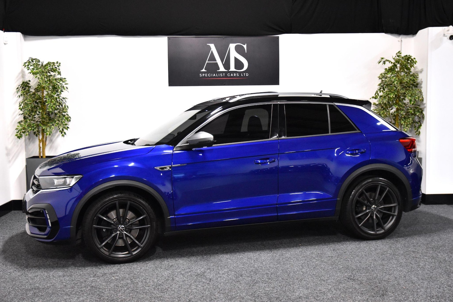 Used Volkswagen T-Roc 2022 for sale - 76260210: Photo 1