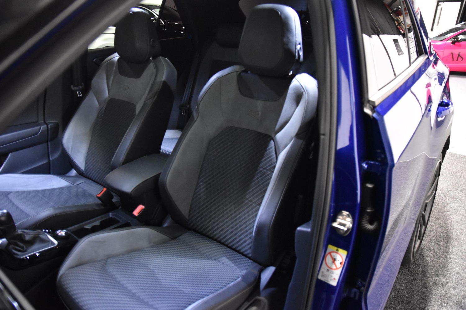 Used Volkswagen T-Roc 2022 for sale - 76260210: Photo 23