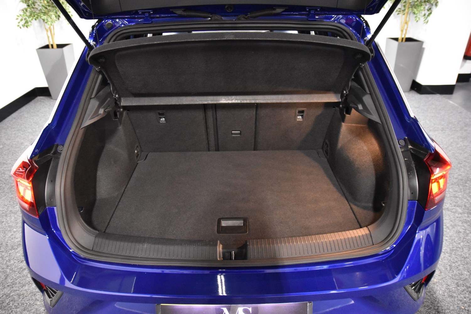 Used Volkswagen T-Roc 2022 for sale - 76260210: Photo 24