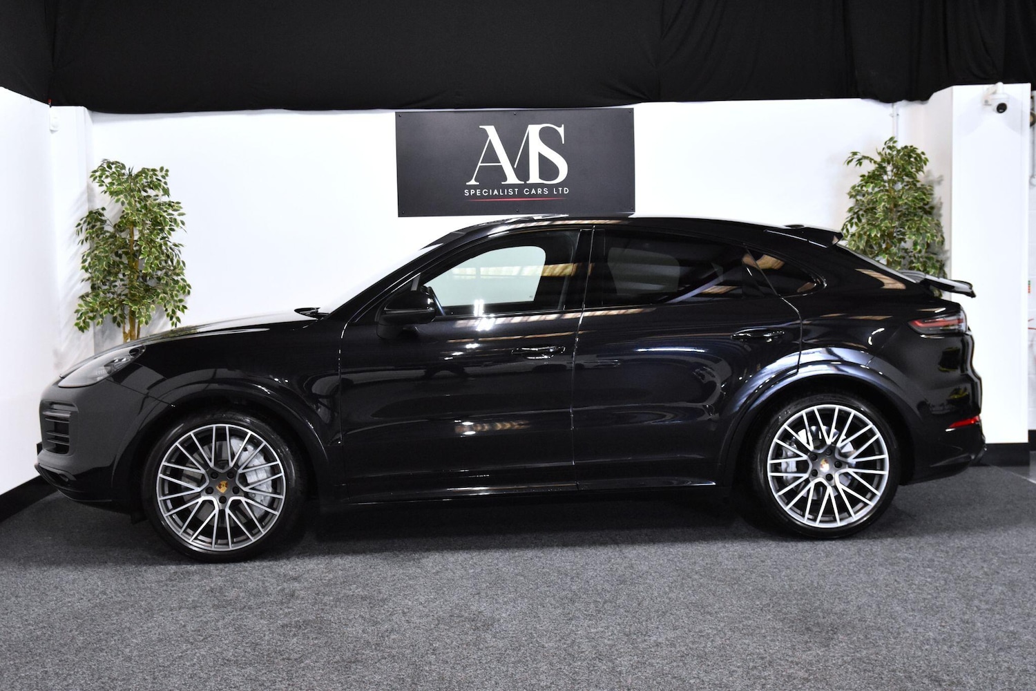 Used Porsche Cayenne 2020 for sale - 78156835: Photo 2