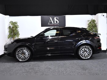 Used Porsche Cayenne 2020 for sale - 78156835: Photo