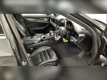 Used Porsche Panamera 2017 for sale - 76307662: Photo 2
