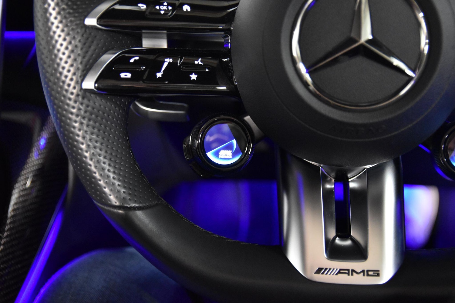 Used Mercedes-Benz SL 2022 for sale - 76645830: Photo 17