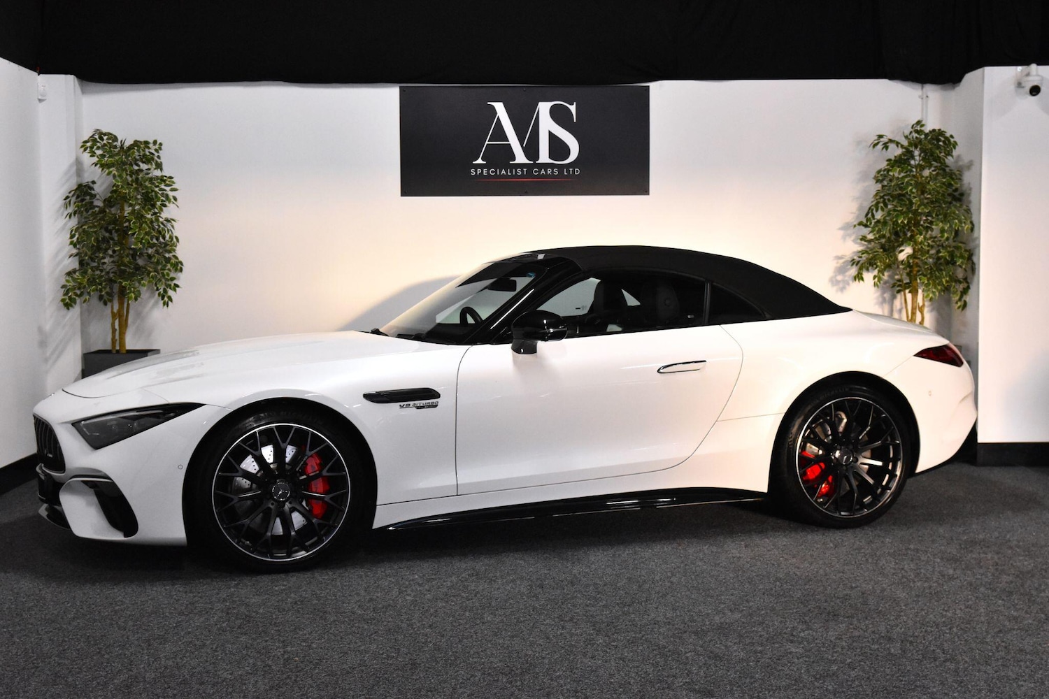 Used Mercedes-Benz SL 2022 for sale - 76645830: Photo 2