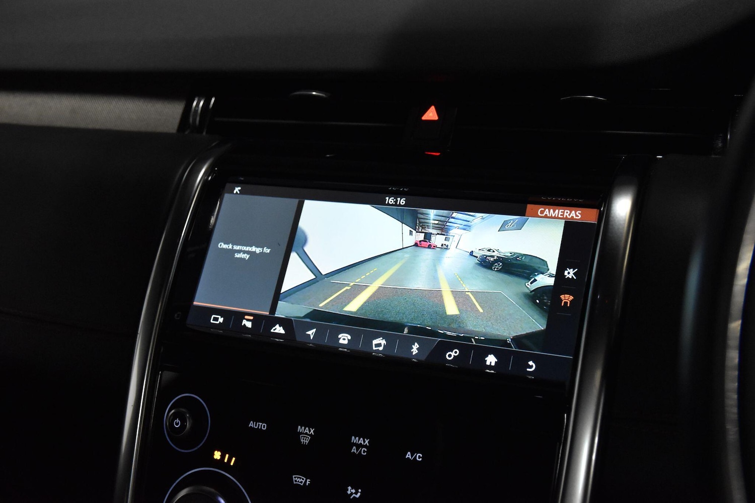 Used Land Rover Discovery Sport 2020 for sale - 76498772: Photo 14