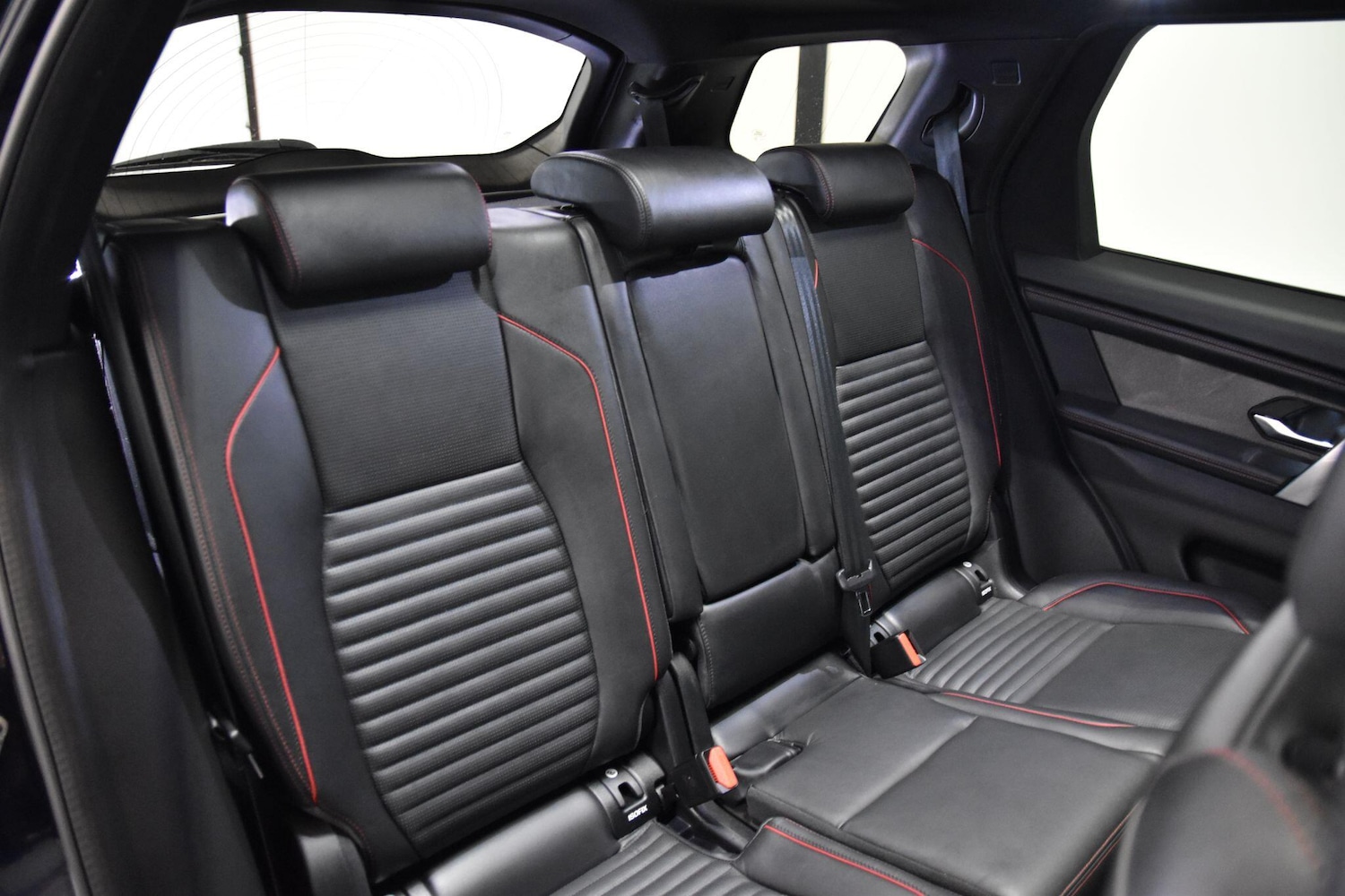 Used Land Rover Discovery Sport 2020 for sale - 76498772: Photo 28