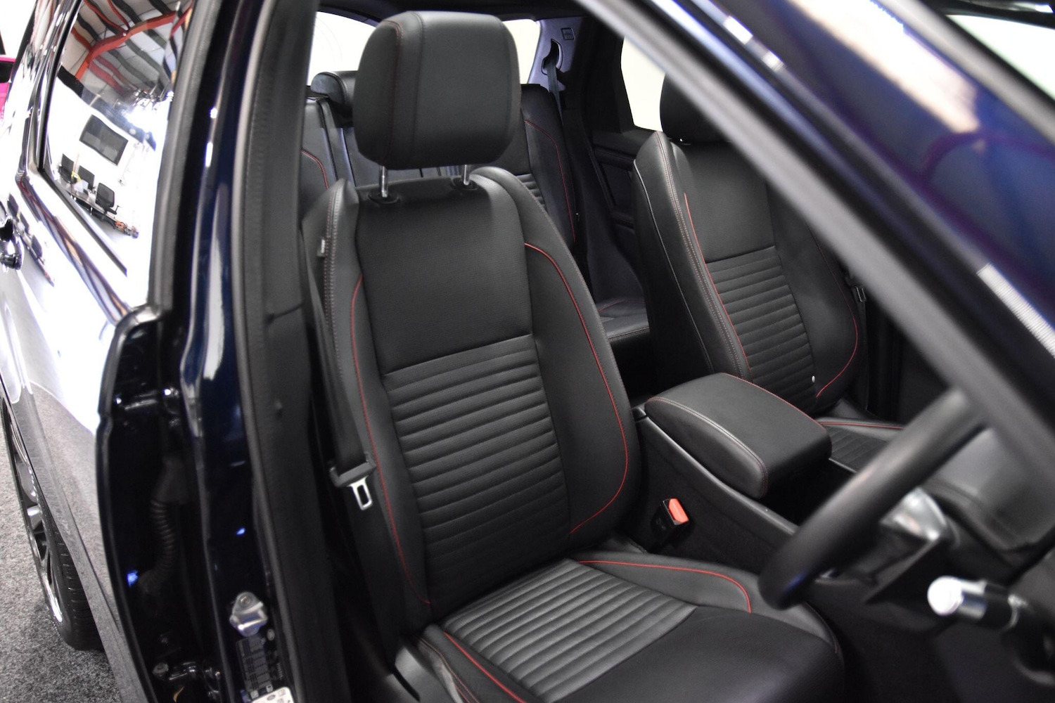 Used Land Rover Discovery Sport 2020 for sale - 76498772: Photo 7