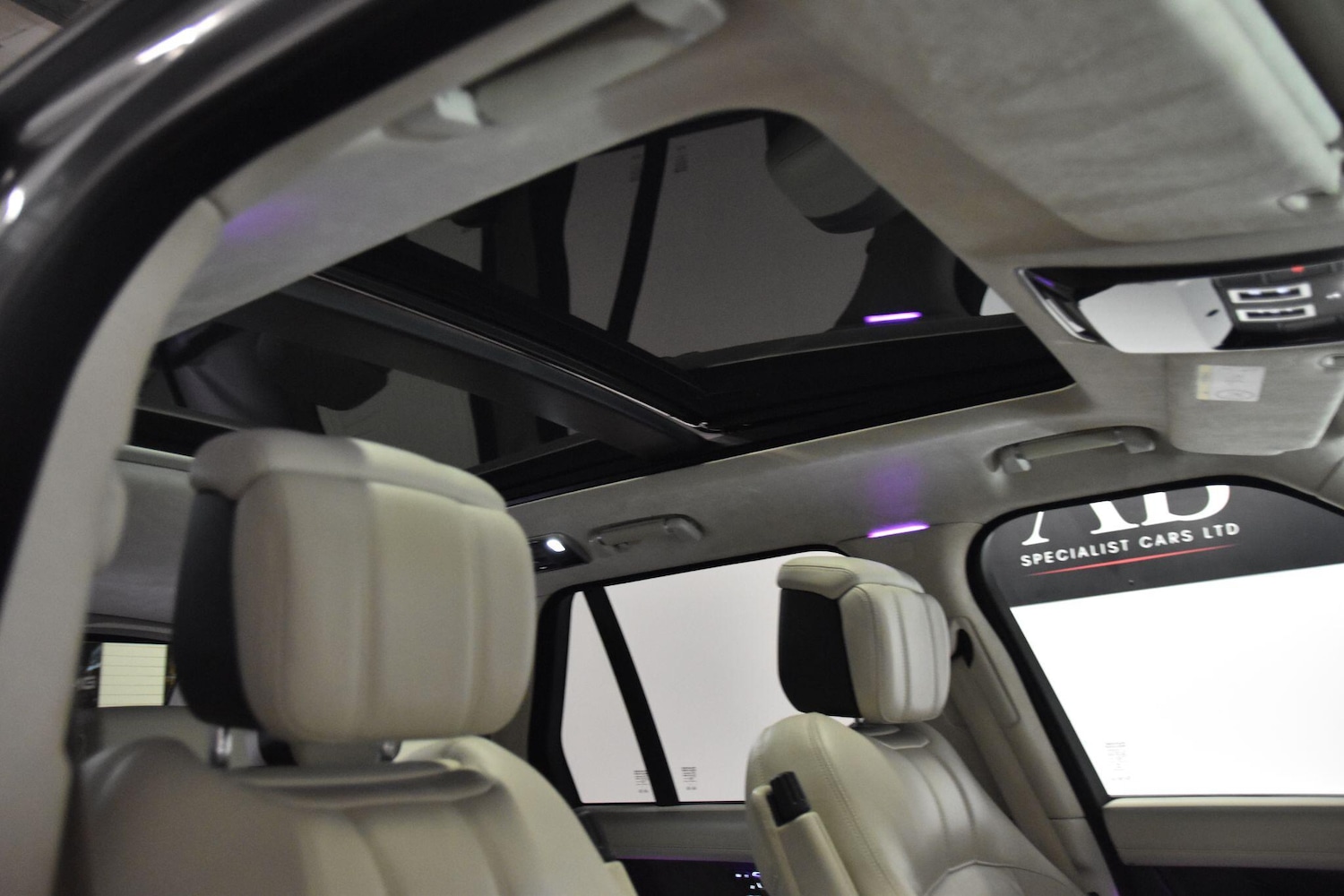 Used Land Rover Range Rover 2019 for sale - 76886311: Photo 10