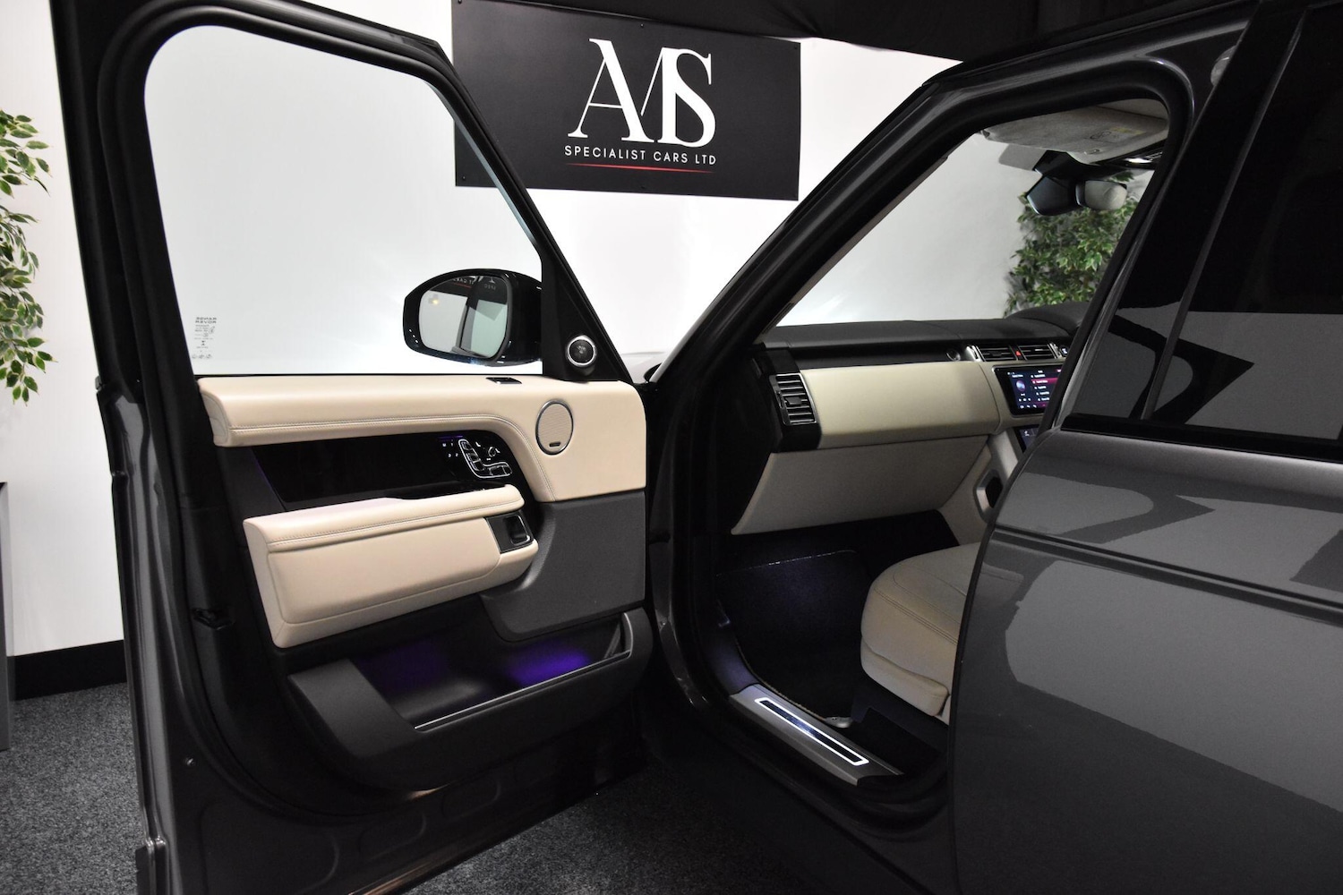 Used Land Rover Range Rover 2019 for sale - 76886311: Photo 39