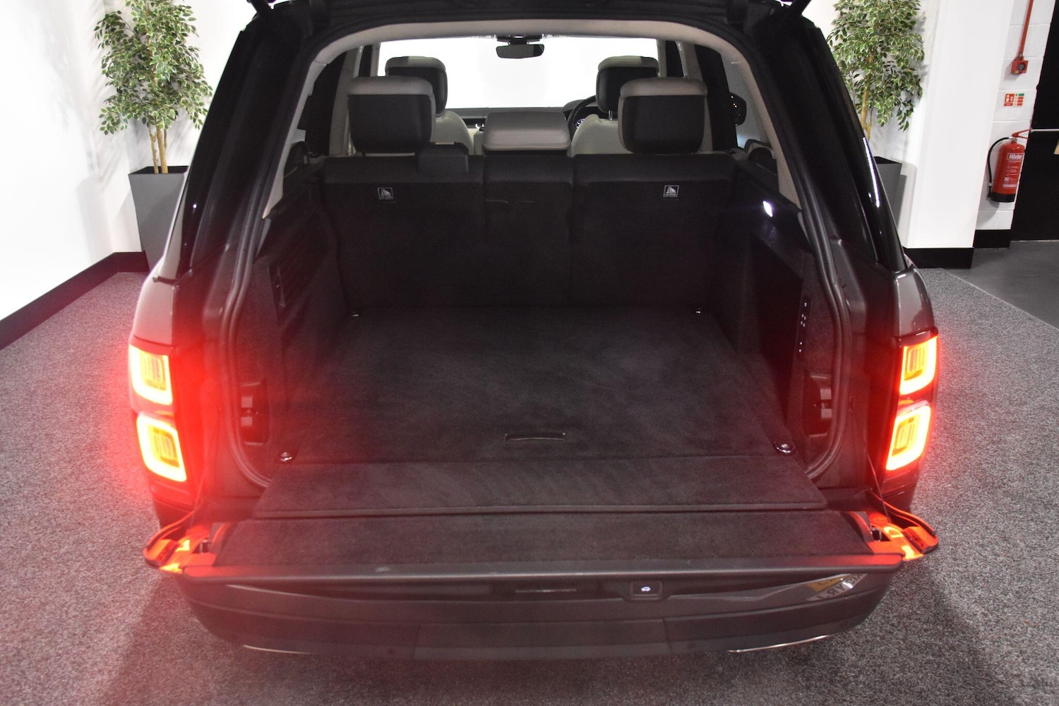 Used Land Rover Range Rover 2019 for sale - 76886311: Photo 43