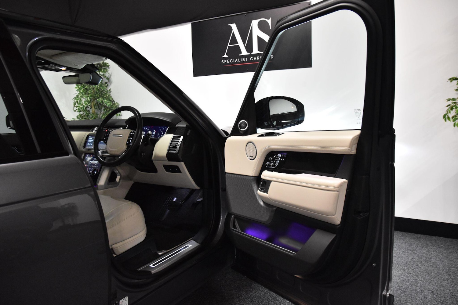 Used Land Rover Range Rover 2019 for sale - 76886311: Photo 6