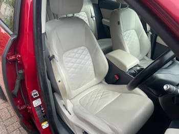 Used Jaguar E-Pace 2018 for sale - 79689981: Photo