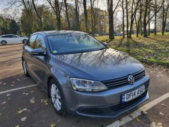 2014 (14) - 2.0 TDI CR 140 SE 4dr