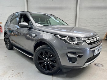 Used Land Rover Discovery Sport 2016 for sale - 79211973: Photo
