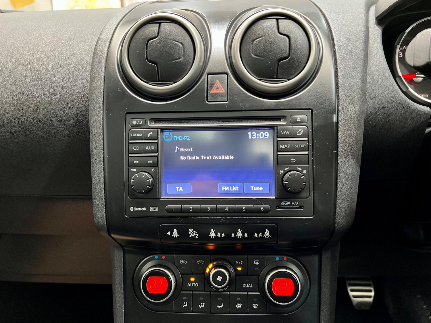 Used Nissan Qashqai 2009 for sale - 76485251: Photo 27