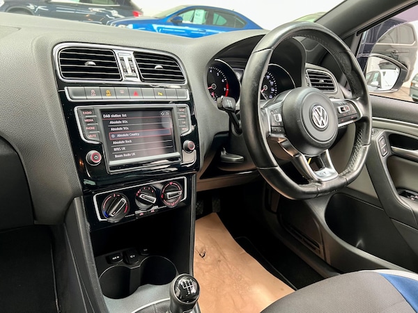 Used Volkswagen Polo 2015 for sale - 75333969: Photo 22