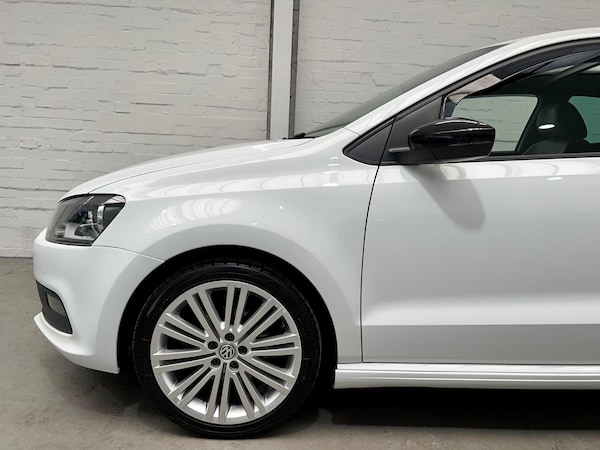 Used Volkswagen Polo 2015 for sale - 75333969: Photo 31