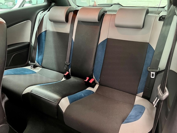 Used Volkswagen Polo 2015 for sale - 75333969: Photo 33
