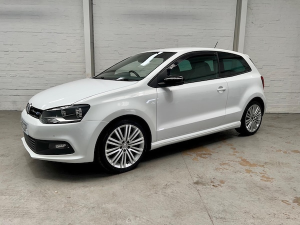 Used Volkswagen Polo 2015 for sale - 75333969: Photo 6