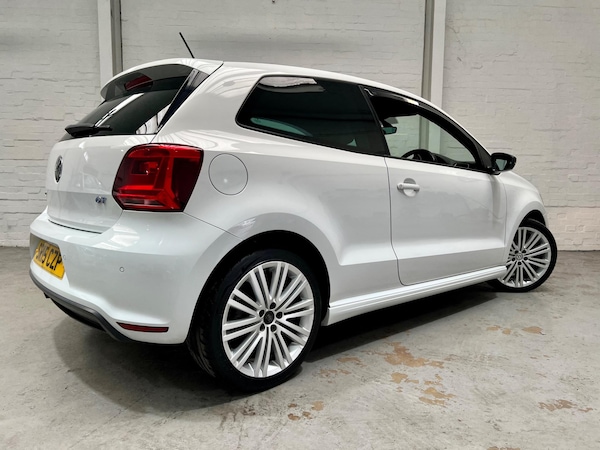 Used Volkswagen Polo 2015 for sale - 75333969: Photo 8