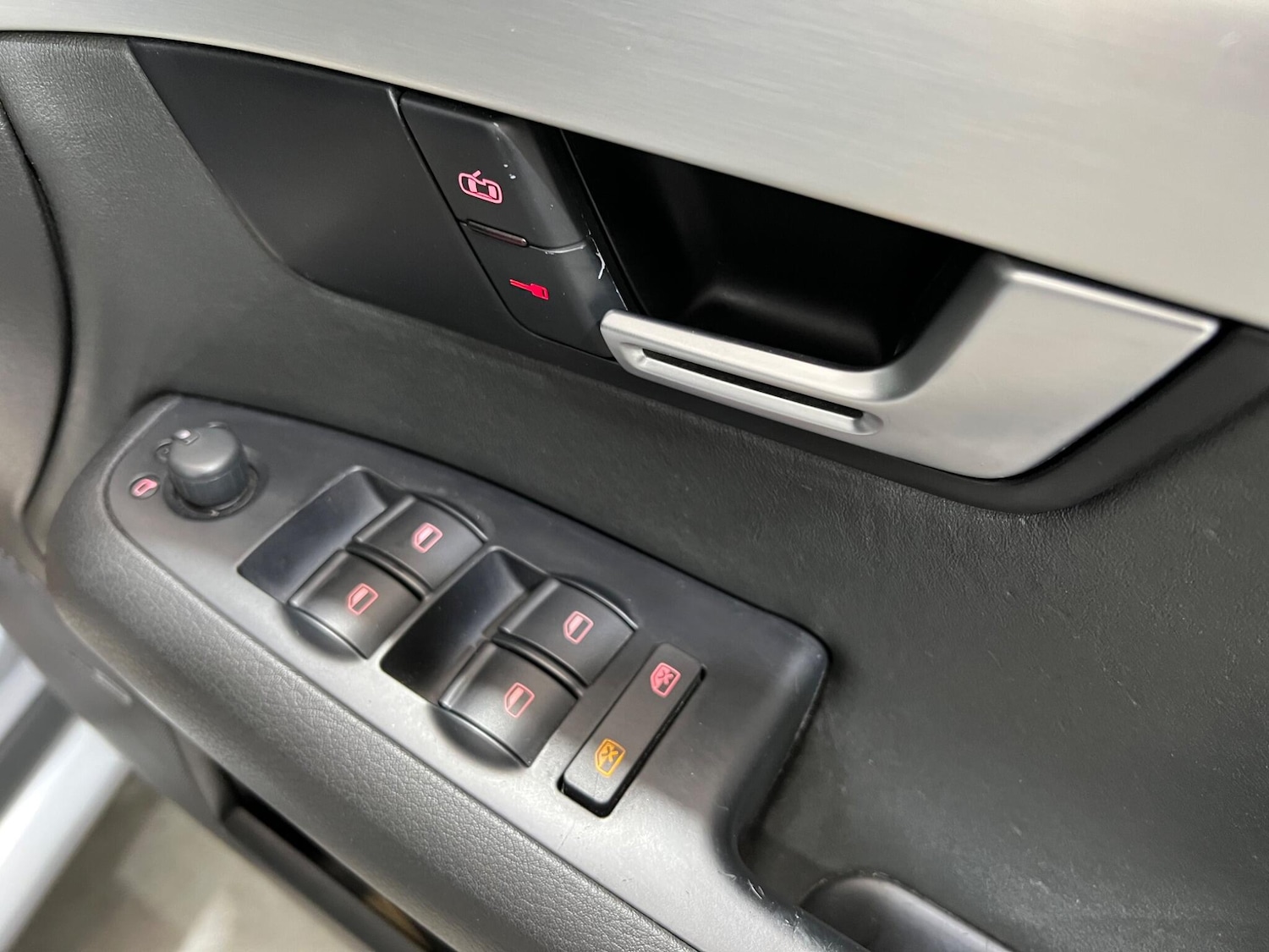 Used Audi RS4 2007 for sale - 76397913: Photo 67