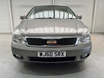 Used Kia Sedona 2010 for sale - 78636985: Photo