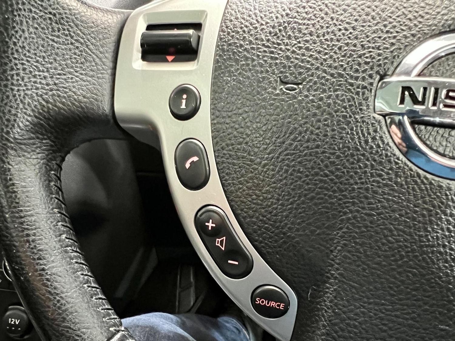 Used Nissan Qashqai 2009 for sale - 76992332: Photo 20