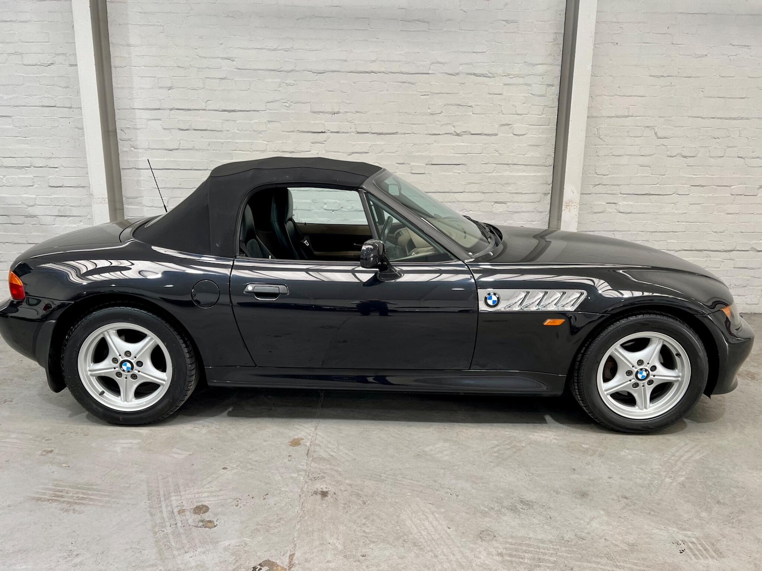 Used BMW Z3 1997 for sale - 76990487: Photo 2