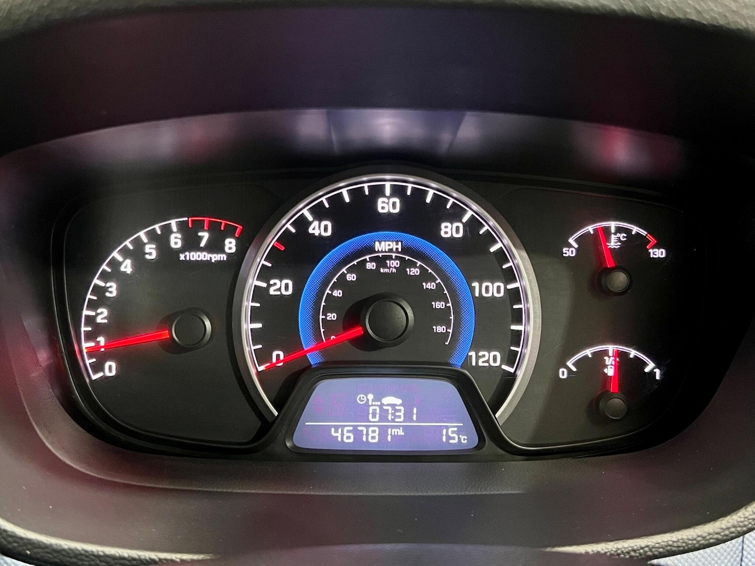 Used Hyundai i10 2014 for sale - 76549855: Photo 14