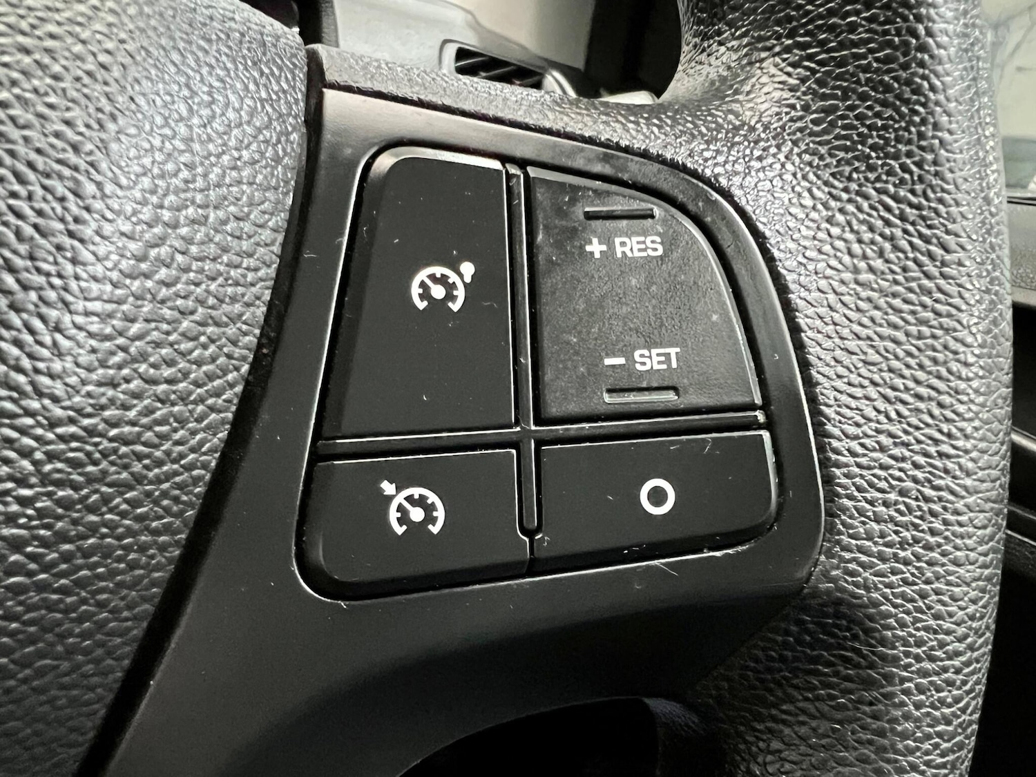 Used Hyundai i10 2014 for sale - 76549855: Photo 20