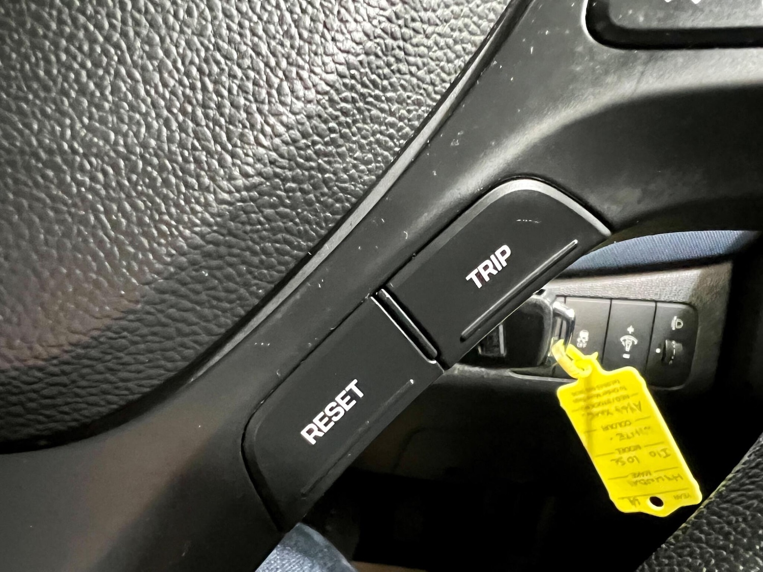 Used Hyundai i10 2014 for sale - 76549855: Photo 21